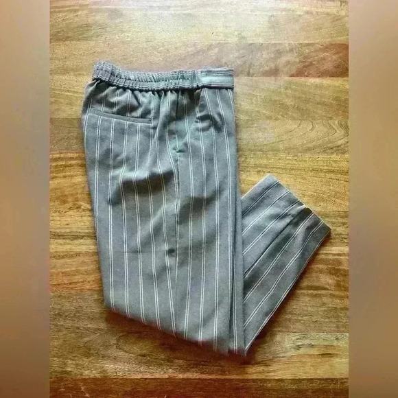 Mango Striped Trouser Dress Pants | Gray | XS - Picture 8 of 13